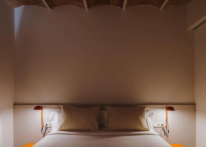 Casa Flor Boutique Mid-term Monthly